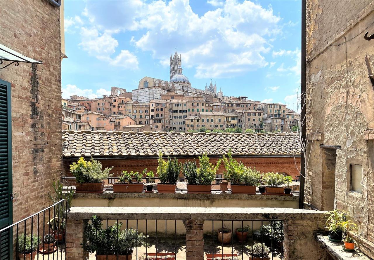Camporegio 31- In Centro Con Vista Sul Duomo Сиена Екстериор снимка